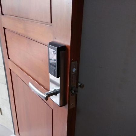 Oyo 2671 Wisma Djaja Syariah Bojonegoro Dış mekan fotoğraf