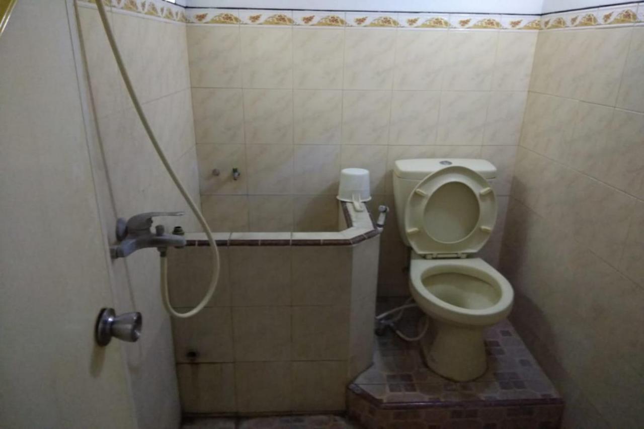 Oyo 2671 Wisma Djaja Syariah Bojonegoro Dış mekan fotoğraf